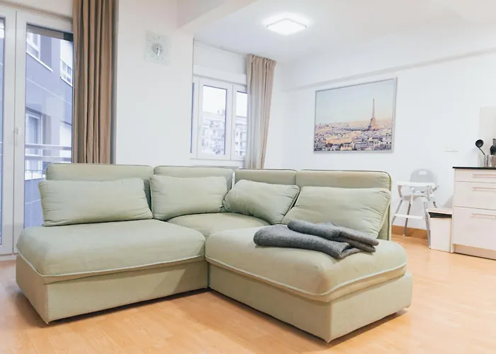 Amplio Reformado Con Garaje En Amara, Donostia-san Sebastian - Isabel Ii 圣塞瓦斯蒂安